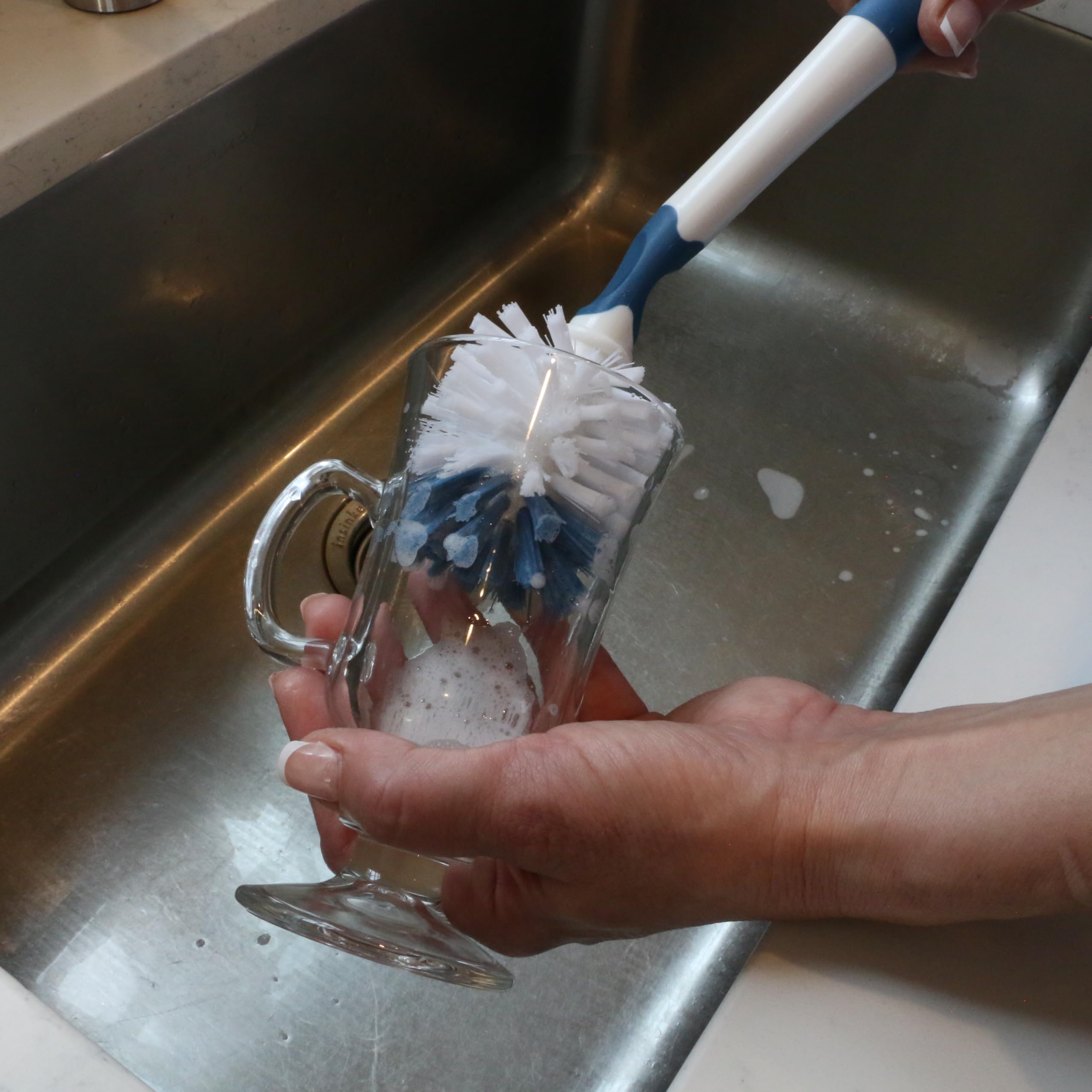 Unger 16” Flexible Glass and Bottle Scrub Brush, Extra-Long, Non-Scratch Cleaning Scrubber for Water Bottles, Travel and Coffee Mugs, Pitchers, Vases, Decanters, Glassware - Image 4