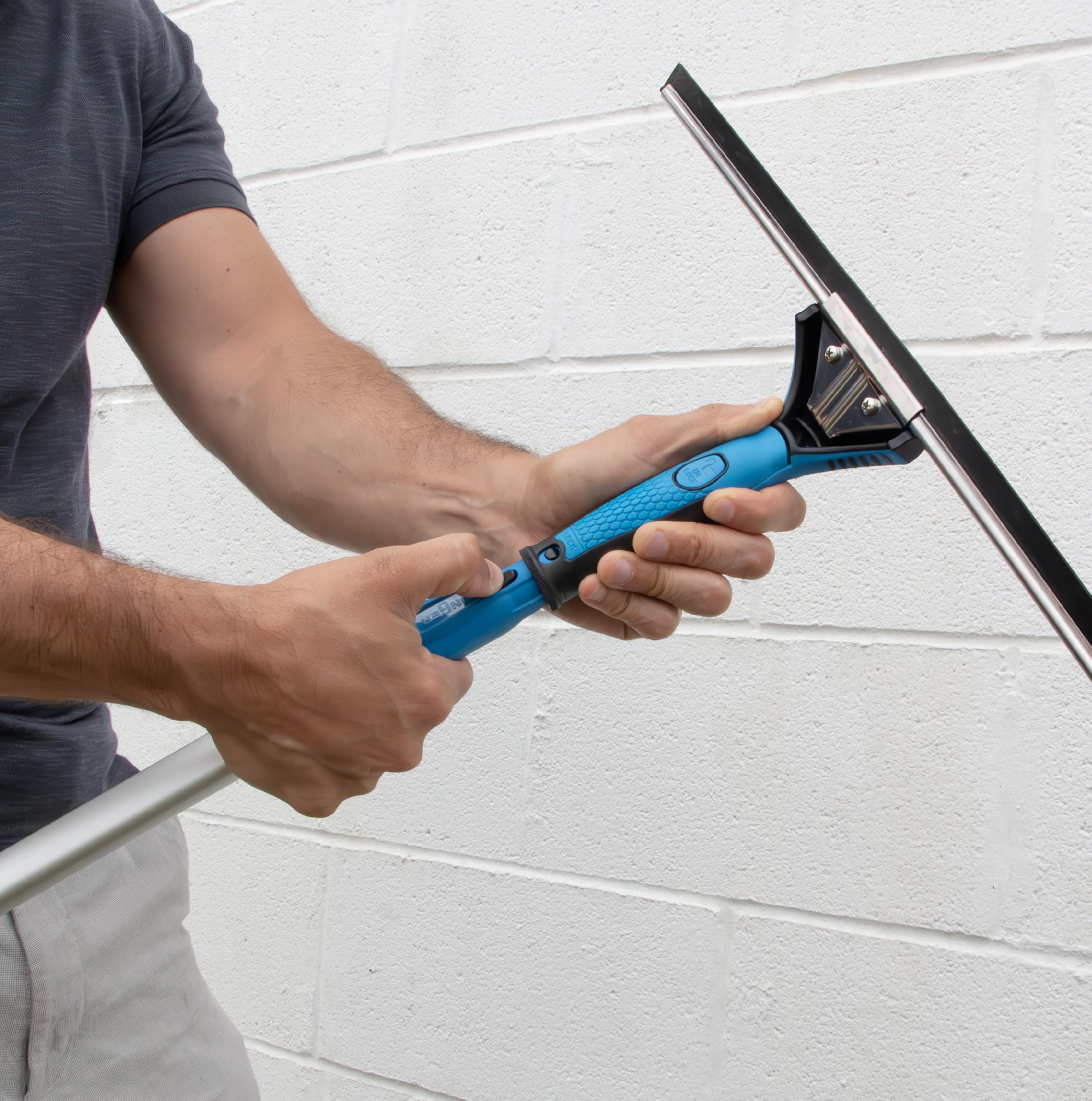 Unger Professional Connect and Clean 18” Grip Swivel Window, Glass Squeegee, and 8’ Pole, 180-Degree Pivoting Handle with Lock, Cleaning Supplies for Streak-Free Results - Image 10