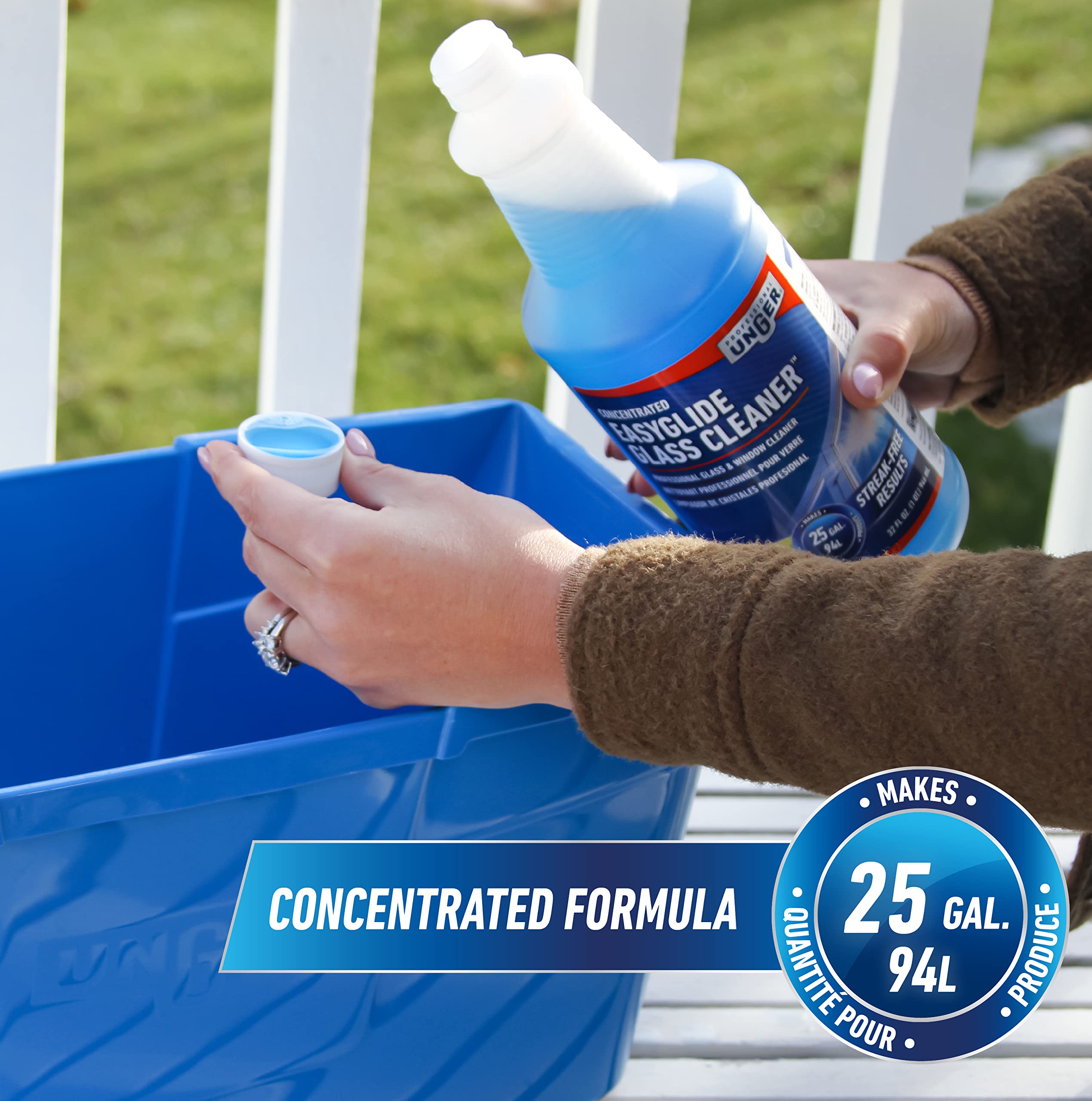 Unger Professional Streak-Free EasyGlide Glass Cleaner Concentrate, 32 oz – Ammonia-Free, Makes 25 Gallons of Solution , Safe for Tinted Windows, LOW-E Glass, Windshields & Mirrors - Image 4