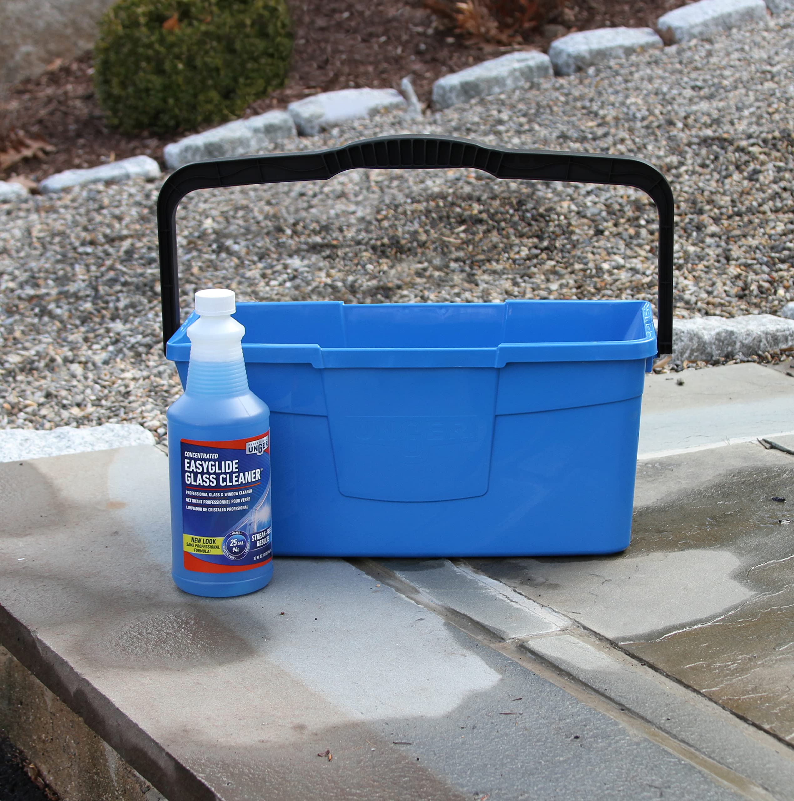 Unger Professional Streak-Free EasyGlide Glass Cleaner Concentrate, 32 oz – Ammonia-Free, Makes 25 Gallons of Solution , Safe for Tinted Windows, LOW-E Glass, Windshields & Mirrors - Image 6